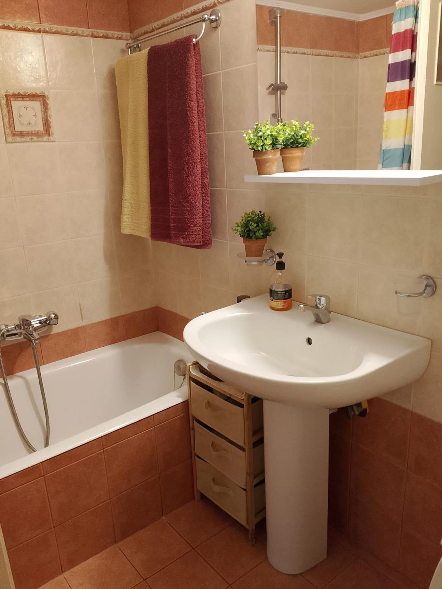 וולוס Anna'S Flat No2- 2 Bedroom Apartment מראה חיצוני תמונה